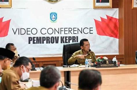 Gubernur Ansar Pimpin Rapat Evaluasi Pelaksanaan Kegiatan APBD 2022