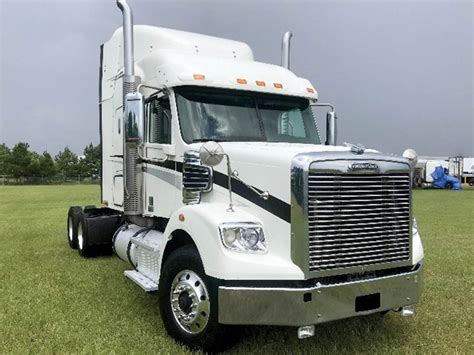 Freightliner Coronado Sd Sleeper Semi Truck Mid Roof