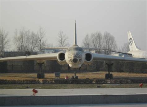 Tupolev Tu-16 Badger - Photos & Video - NET-MAQUETTES