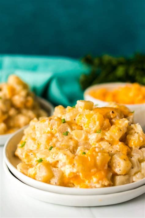 Easy Slow Cooker Cheesy Potatoes