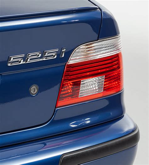 Super-saloon or super-rare sports wagon? Now's the time for a BMW E39 ...