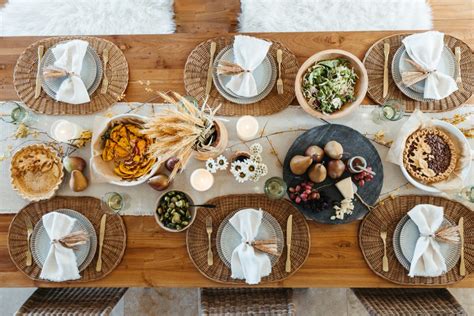 10 Design Trends to Steal for your Thanksgiving Table Decor