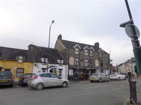 Finch Square Cafe And Shop Cardigan Ceredigion See Around Britain