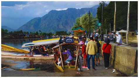 Kashmir Anticipates Record Breaking Tourists Surge In 2024 Travel News