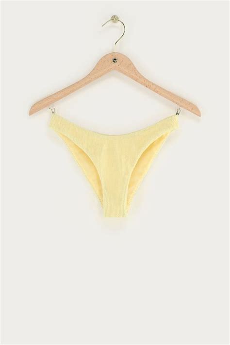 Geel Bikini Broekje Met Ribbel My Jewellery