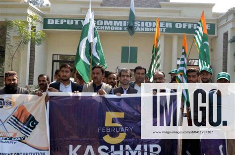 KASHMORE PAKISTAN FEB 05 Participants Are Holding Rally To Express