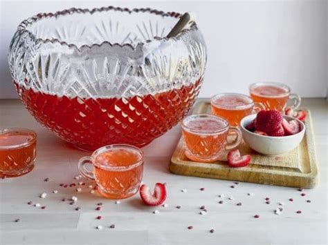 Easy Valentines Day Pink Punch Recipe For Parties Joanna Overly