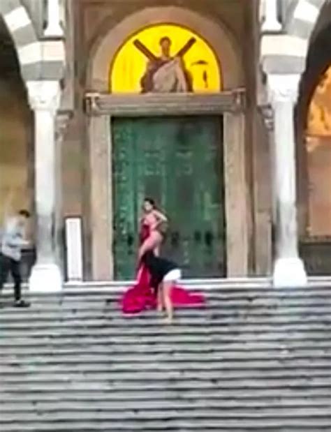 Brit Woman Involved In Naked Cathedral Photoshoot Questioned By Italian