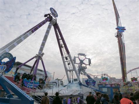 En images La fête foraine de la Saint Martin est de retour à Bourg en