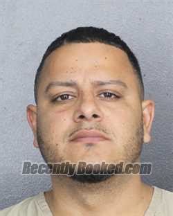 Recent Booking Mugshot For SANTIAGO ACEVEDO In Broward County Florida