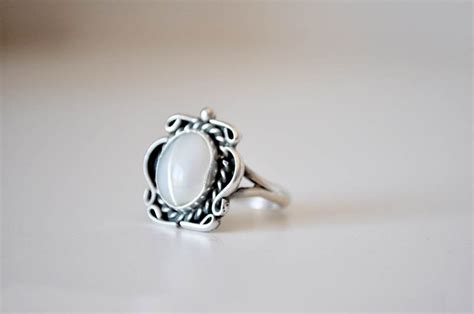 Sterling Silver Mother of Pearl Ring - Etsy