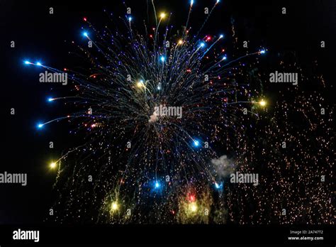 Brilliant Fireworks Hi Res Stock Photography And Images Alamy