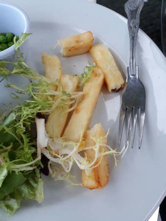 Cliff Hotel, Gorleston-on-Sea - Restaurant Reviews, Phone Number ...