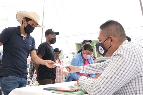 Inicia SDR entrega de apoyos a productores afectados por sequía en la