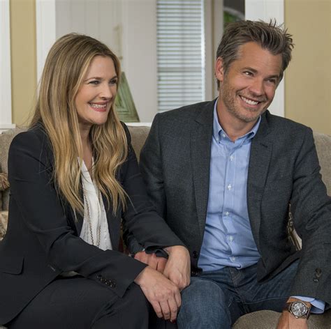 Heres The Real Reason Why Netflix Cancelled Santa Clarita Diet