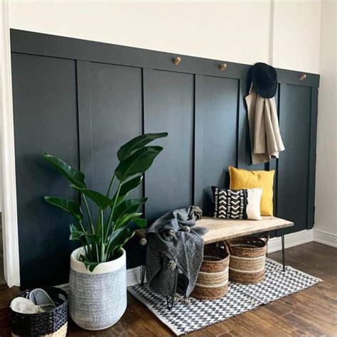 Black Board And Batten Wainscoting In Farmhouse Entryway Soul Lane