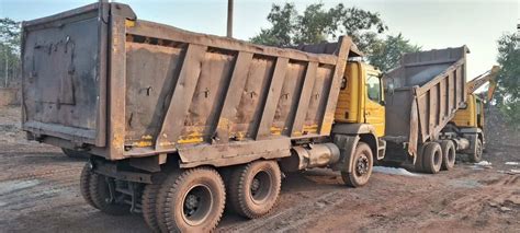 80HP At 2300rpm 3000 Mm Used Mahindra Backhoe Loader Backhoe Bucket