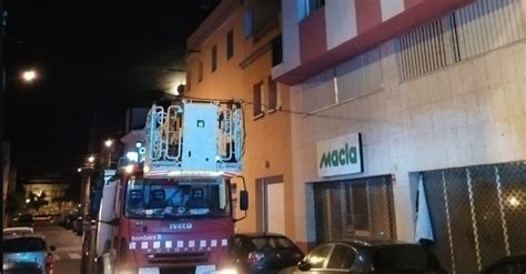 Cinc persones ferides en l incendi d un habitatge a Tortosa Imagina Ràdio