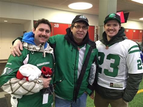 Saskatchewan Roughriders fans take over 103rd Grey Cup in Winnipeg | CBC News