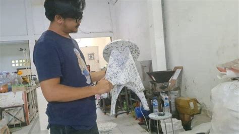 Paste Lab Ubah Sampah Plastik Jadi Produk Bernilai Ekonomis