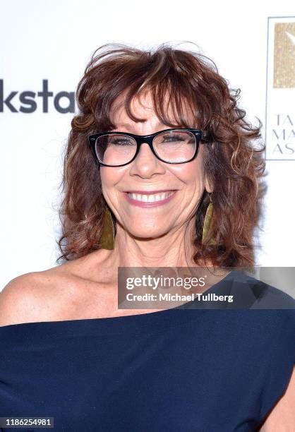 Mindy Heller Photos And Premium High Res Pictures Getty Images