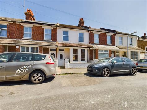 Annington Road Eastbourne Bn22 3 Bed Terraced House For Sale £315 000