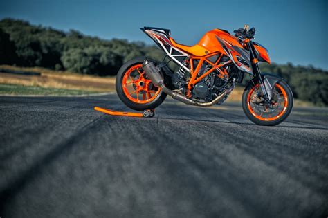 Super Duke 1290 Race Testbericht