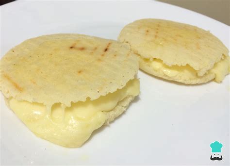 Arepas venezuelanas - Fácil