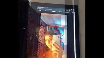 Cumming Sobre Enormes Tetas Blancas XVIDEOS