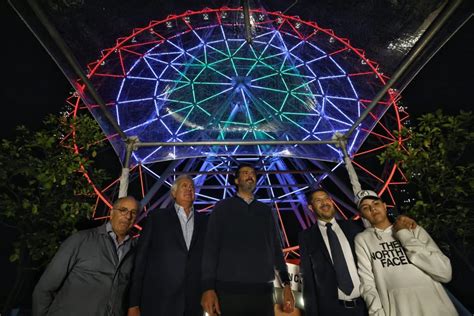 Así fue el encendido de la Rueda de la Fortuna del Parque Urbano Aztlán