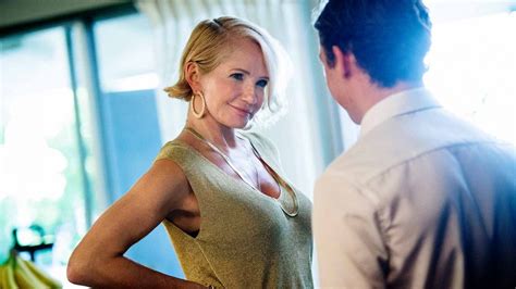 Ellen Barkin Is One Fierce Mother On Animal Kingdom