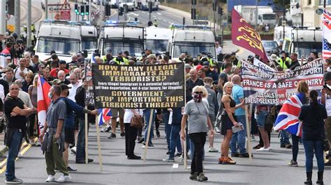 Six Charged After Dover Immigration Protests Bbc News