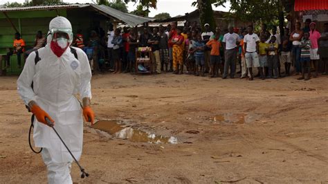 Le Virus Ebola A Fait Plus De 2 400 Morts