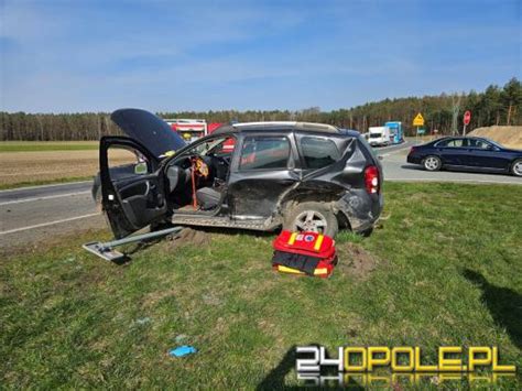 Wypadek na DK45 Jedna osoba poszkodowana Wiadomości