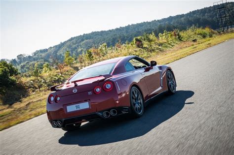 2015 Nissan Gt R Nismo And Gt R Premium First Drive Page 3