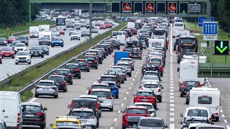 Autobahnausbau In Bayern Kein Ausbau Der A8 A96 In Schwaben