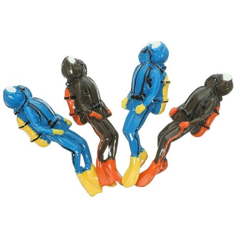 4pcs Scuba Diver Figurines Scale Models People Set Swimmers Figurines