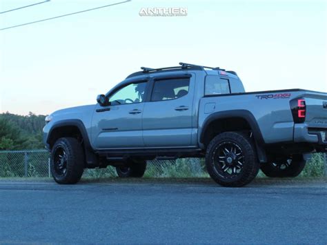 2019 Toyota Tacoma Wheel Offset Aggressive 1 Outside Fender Suspension Lift 4 1147591