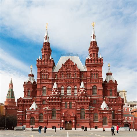 Самые популярные музеи в России