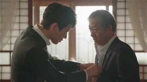 HOT 개과천선 회 김명민 아버지 사건 도우며 차영우 로펌과 대립 YouTube