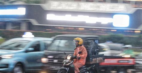 Cuaca Hari Ini Di Tangerang BMKG Hujan Dan Mendung Di Jam Jam Berikut Ini