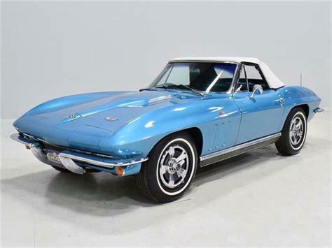 Chevrolet Corvette Convertible Miles Nassau Blue L