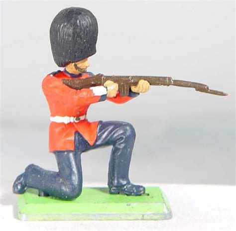 Britains Waterloo Soldat Germantoys De