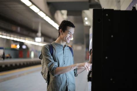 Cara Ambil Uang Di Atm Bca Tanpa Kartu Dengan Mudah Simak Langkah