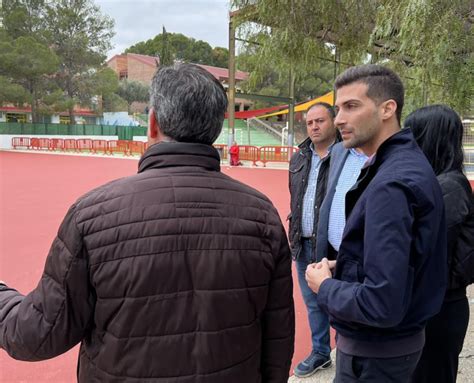 El Ayuntamiento acomete la construcción de una pista deportiva en el