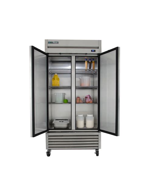 Double Solid Swing Door Refrigerator 395 True Doyon Després