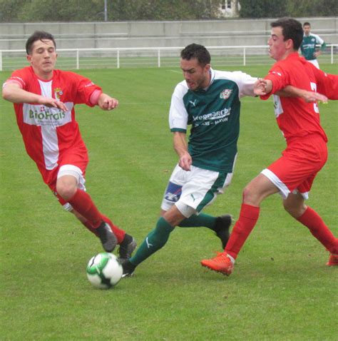 Football Regional 3 Feillens Cartonne Et Préserve Son Invincibilité