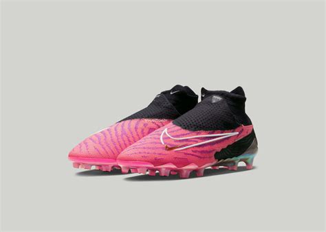 Snap Taste Phantom Gx Is The Newest Boot In The Phantom Franchise