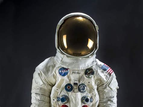 Neil Armstrongs Restored Spacesuit Put Back On Display At The