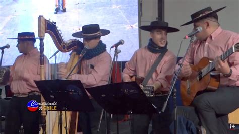 Conjunto Con Panderos Y Guitarras De Chill N Viejo Cuecas Chill N